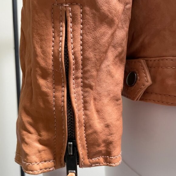 NWT Fossil Ashley Leather Biker Jacket - Blush Pink - Size Large - Picture 4 of 7